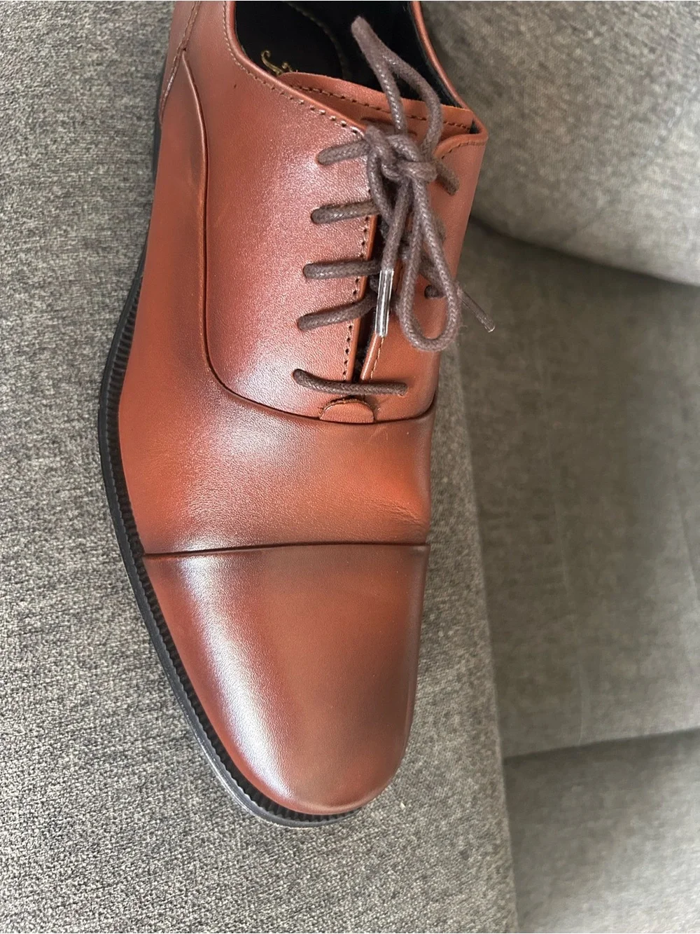 Florsheim Brown Leather Cap Toe Oxford Dress Shoes. Size 8.5M
